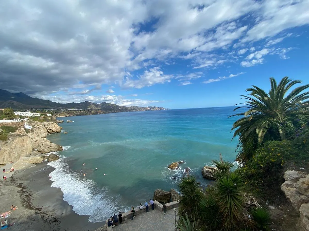 New Townhouse In The Heart Of Nerja With Jacuzziヴィラ 0*,
