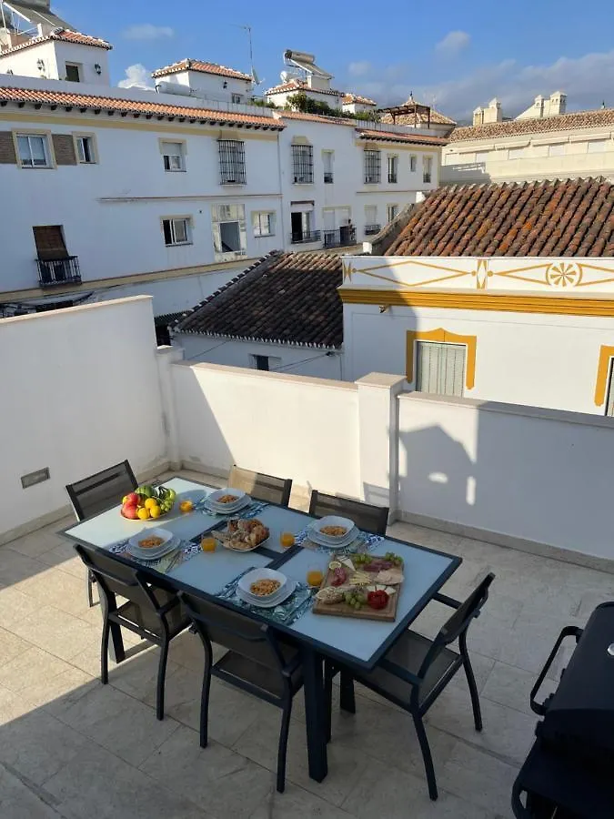 別荘 New Townhouse In The Heart Of Nerja With Jacuzziヴィラ