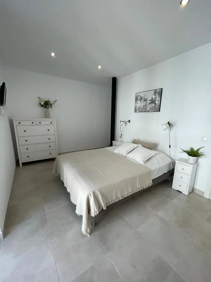 別荘 New Townhouse In The Heart Of Nerja With Jacuzziヴィラ